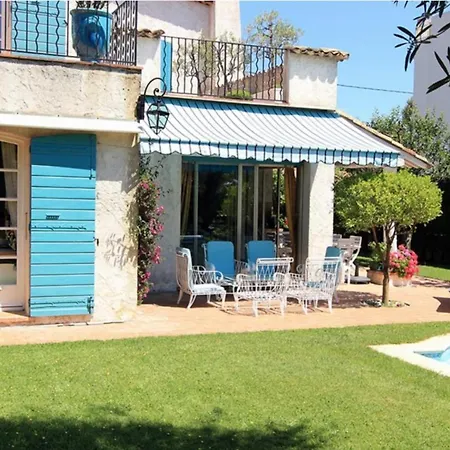 Charming Villa With Pool 300 M From The Pinede And The Sea In Juan-Les-Pin Антіб