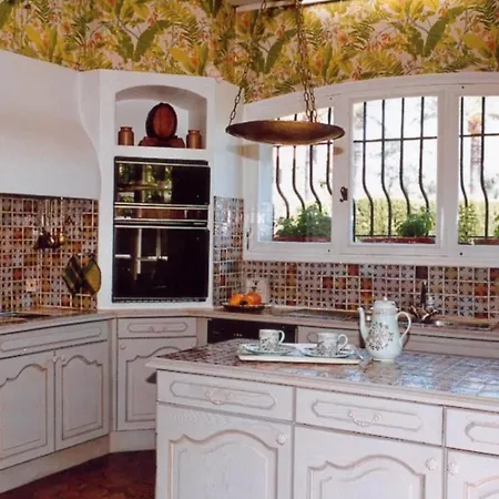 펜션 Charming Villa With Pool 300 M From The Pinede And The Sea In Juan-Les-Pin *