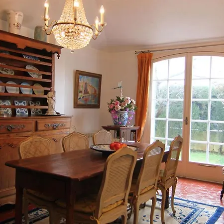 Feriehus Charming Villa With Pool 300 M From The Pinede And The Sea In Juan-Les-Pin